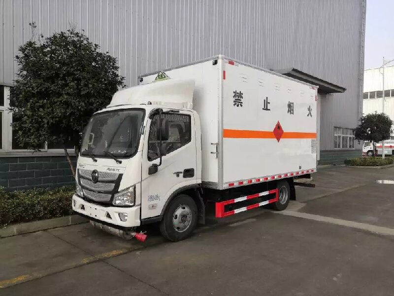 蘇州到喀什危險品運(yùn)輸