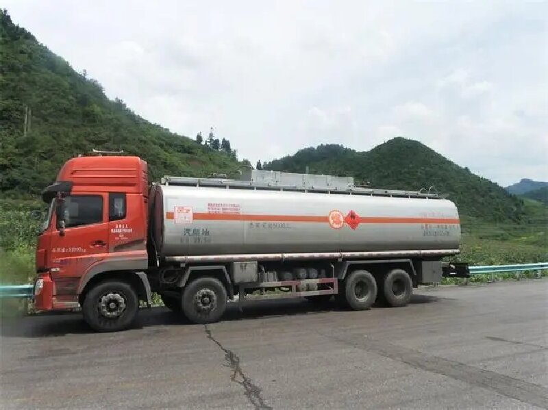 蘇州到黔南布依族苗族自治州危險(xiǎn)品運(yùn)輸